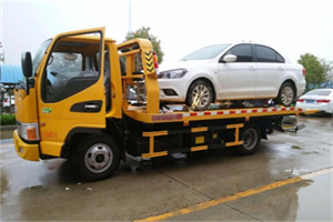 福州附近拖车救援24小时服务热线